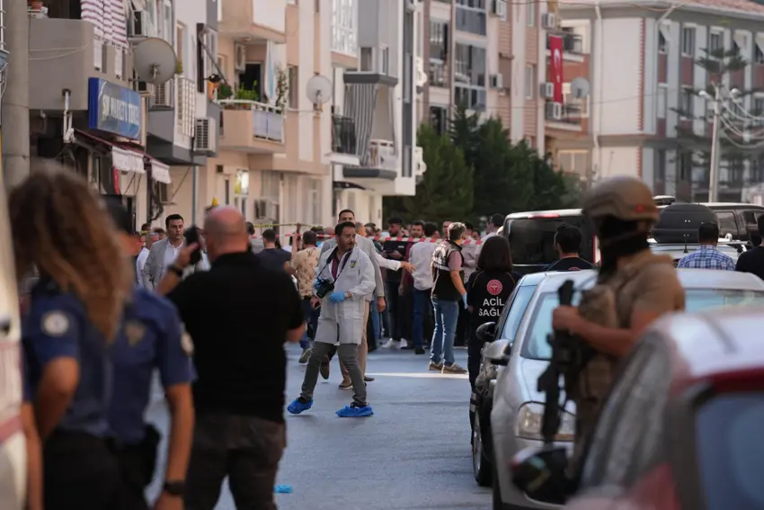 İzmir'de polis karakoluna silahlı saldırı!