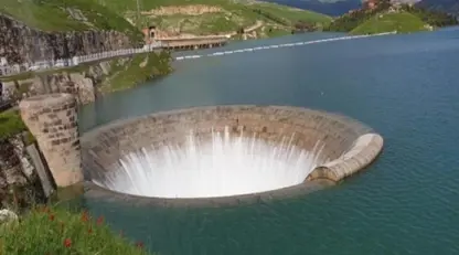 بەڕێوبەری بەندئاوەکان : ئاستی ئاو سێ هێندە زیادی کردووە و ١٨ بەندئاو سەرڕێژبوون