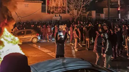 Xwepêşandan li Îran û Rojhilatê Kurdistanê zêde dibin: 544 kes mirin!