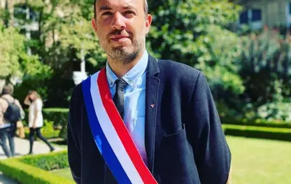 پەرلەمانتارێکی فەرەنسی داوا لە پاریس دەکات قورسایی دیپلۆماسی خۆی بۆ پاراستنی کورد لە سووریا بەکاربهێنێت