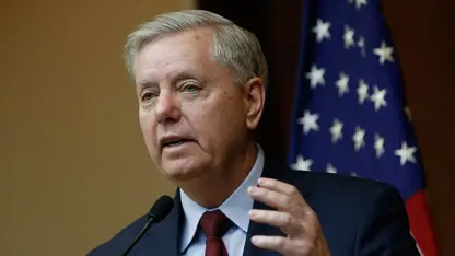Graham: Wê Washington êrîşên ser Kurdên Sûriyê efû neke