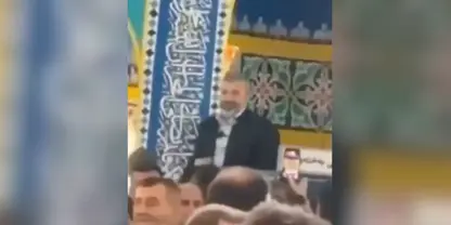 Melayê ku di xutbeyê de bêrêzî li şervana jin kir hate desteserkirin