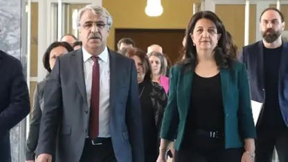 DEM Parti'den İmralı'ya ziyaret