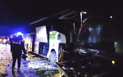 Li Çewlikê otobus û treyler li hev ketin: 3 birîndar hene