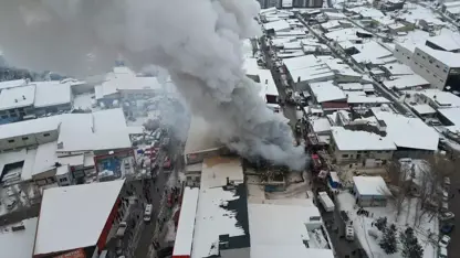 Li Erzeromê di sîta kerestevanan de, di şewatê de 2 kes mirin û 6 kes birîndarin