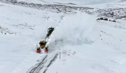 Li bajarên Wan, Bedlîs, Mûş û Hakkariyê rêyên 530 ciyan ji berfê hatine girtin