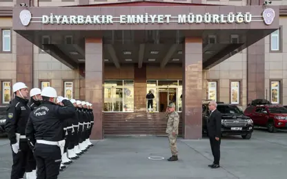 Êrîşa li ser Midûriyeta Polîsan a Dîyarbekirê: 13 kes hatin desteserkirin