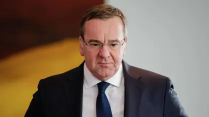 وەزیری بەرگری ئاڵمانیا داوا لە ترامپ دەکات داوای لێبوردن بکات لەسەر لێدوانەکانی لەسەر هاوپەیمانەکانی ناتۆ لە ئەفغانستان