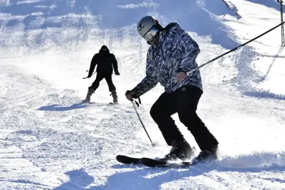 Li bajarê Bedlîse navendên şematekê tije muşterî bûn