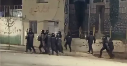 سەدان کەس لە نێویان دا دەیان منداڵ لە کاتی ناڕەزایەتییە جەماوەرییەکان دا دەستگیرکران