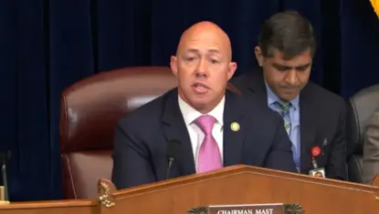 Brian Mast: "Parastina HSDê pêşanîya Amerîkayê ye"
