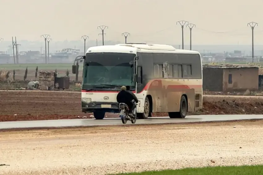 Iraqê 5,000 girtiyên DAIŞê ji Rojavayê Kurdistanê veguhestin: Pêvajoya darizandinê dest pê kir