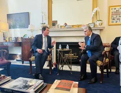 Wezîrê nav xwe yê Kurdistanê Rêber Ahmed bi senatorê DYA Bill Hagerty re civiya