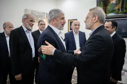 کۆبوونەوەی لاریجانی لەگەڵ سەرکردەکانی گرووپی حەماس لە دەوحە