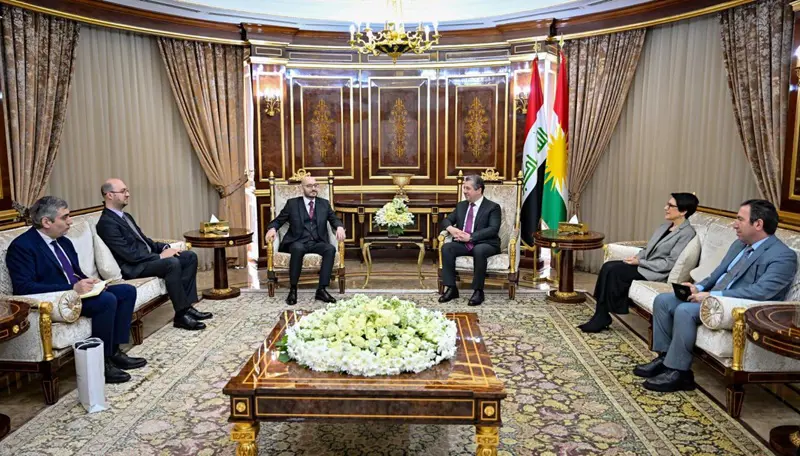 سەرۆكی حكوومەت و باڵیۆزی ئەرمینیا جەخت لە گرینگی برەودان بە پەیوەندییەكان دەكەنەوە