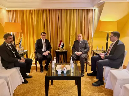 Mazlûm Ebdî li Munchenê bi Fuad Husên re civiya