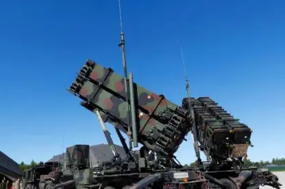  وۆڵ ستریت ژۆرناڵ : پێویستە ئەمریکا بەر لەوەی هێرش بکاتە سەر ئێران بەرگری ئاسمانی خۆی لە ڕۆژهەڵاتی ناوەڕاست بەهێز بکات