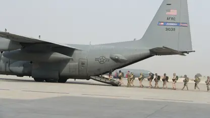 ABD ordusu Katar'daki yüzlerce askerini tahliye etti 