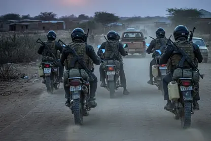 Di êrîşa çekdarî de 50 kes mirin