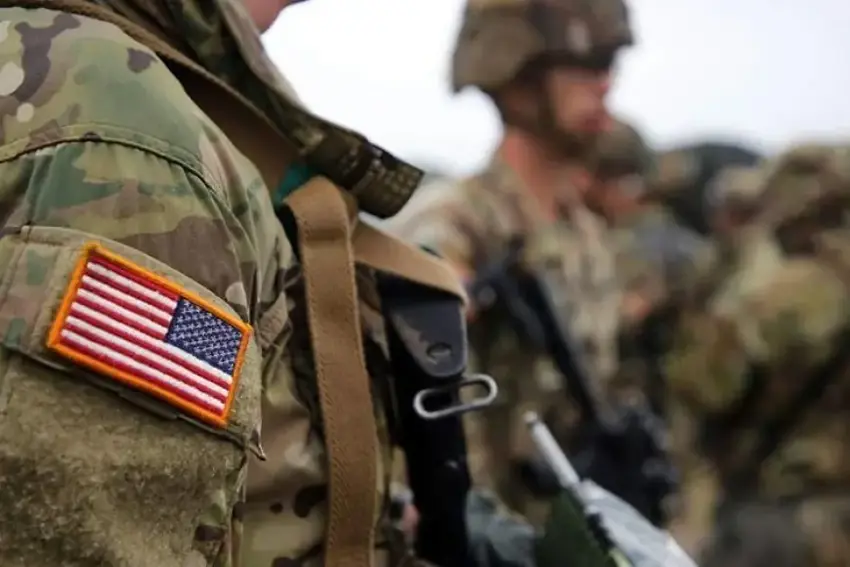 NYT: Amerîkayê dest bi vekişandina leşkerên xwe ji baregehên Kendavê kir