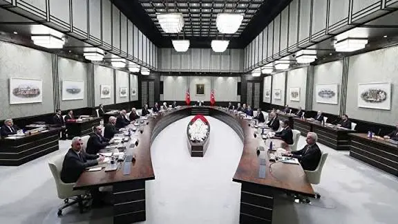 Kabîne îro dicive: Xala rojeva pêşîn rapora dawî ya komîsyonê ye