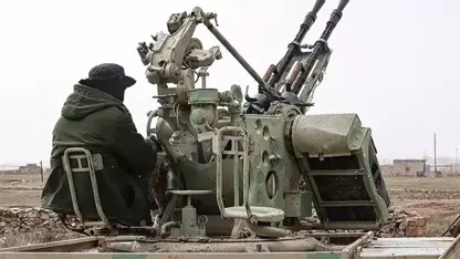 Sûriye li bajarê Reqayê hucra DEAŞê têk bir