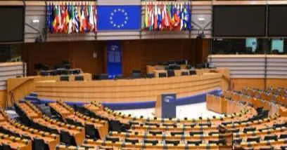 ئەندامی پەرلەمانی ئەورووپا : پێویستە بازرگانی لەگەڵ ئێران بەتەواوی ڕابگیرێت تا ڕژێم لەناوچێت