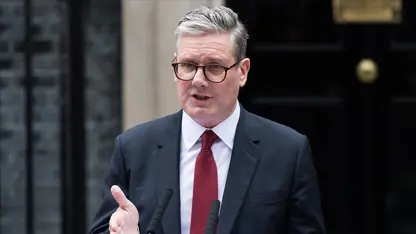 Starmer: İngiliz uçaklarının Orta Doğu semalarında uçtuğunu söyledi