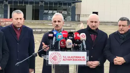 Uraloğlu: “Me seferên balafiran yên ji bo 5 welatan da rawestandin”