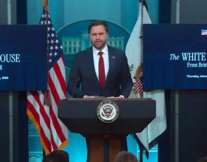 جی دی ڤەنس : ئێران هەرگیز نابێت چەکی ئەتۆمی بەدەست بهێنێت؛ ترامپ حەزی بە دووبارەکردنەوەی  ئەزموونی عێراق نییە