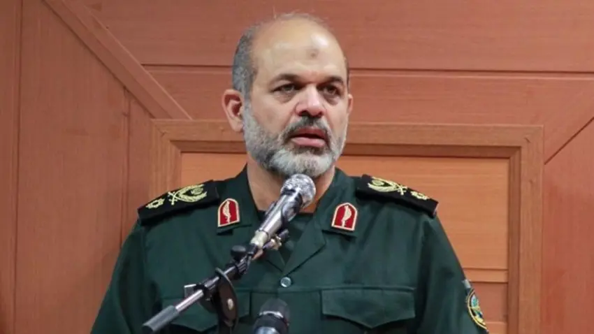 Piştî kuştina Pakpur, Ehmed Wehîdî bû fermandarê pasdarên Îranê