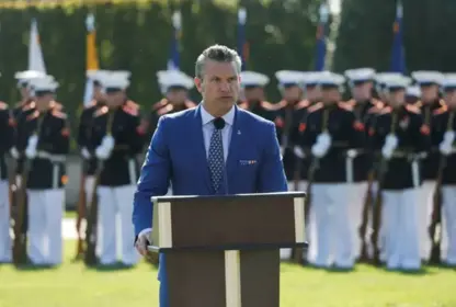 Wezîrê Parastinê yê Amerîkayê li ser Îranê daxuyanî da