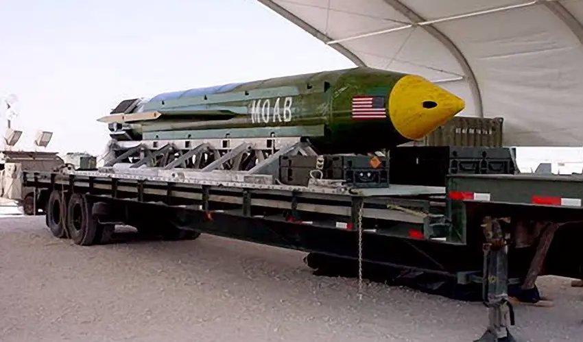 Bombeya Rojnameya Bild: Trump bombeya herî bihêz a atomî MOABê dide Îsraîlê ...