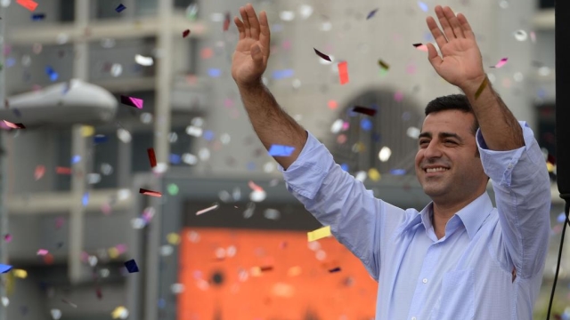 HDP’nin adayi Selahattin Demirtas oldu