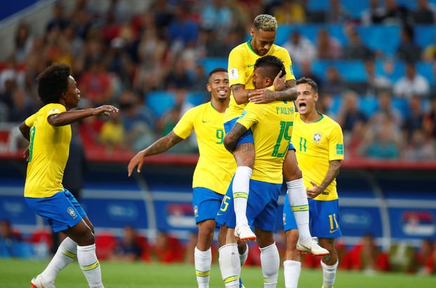 Sirbistan'i maglup eden Brezilya bir üst tura çikti