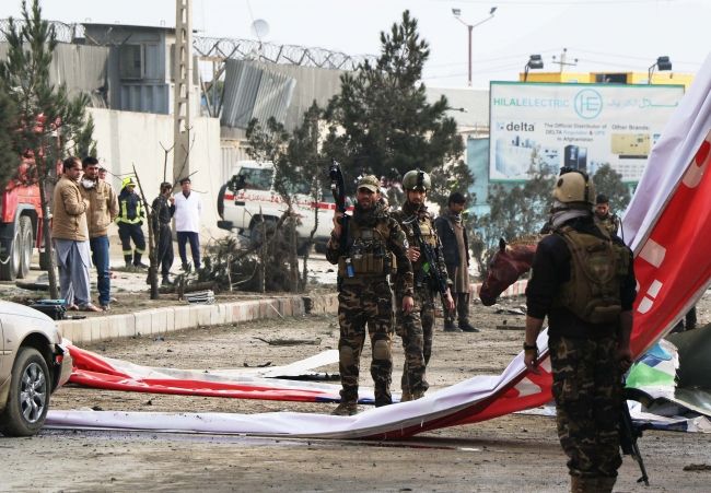 Êrîs birin ser konvoya NATO yê