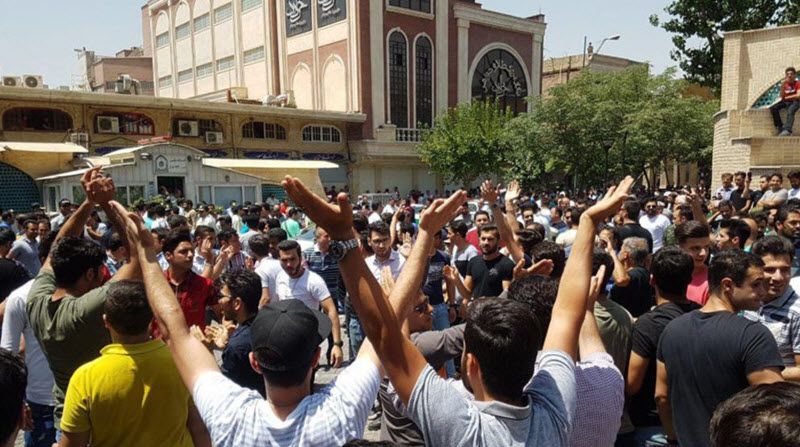 Iran'da kriz derinlesiyor: Halk protestolara devam ediyor!