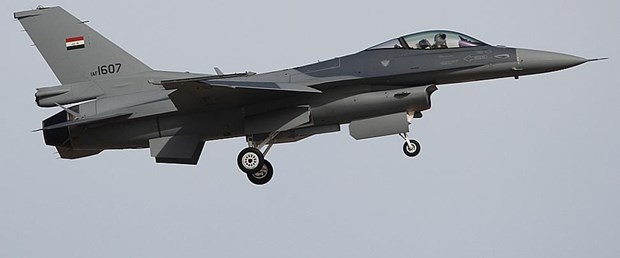 Iraq li Sûriyê bi balafiran li çeperên DEASê xist