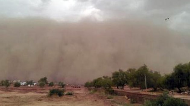 Bobelata qûmê: 74 mirî