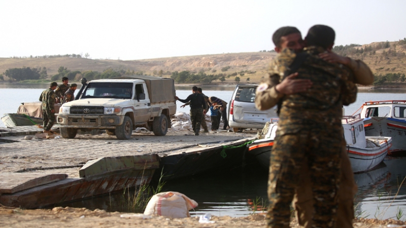 YPGê û ISÎDê êsîrên xwe pev guherandin!