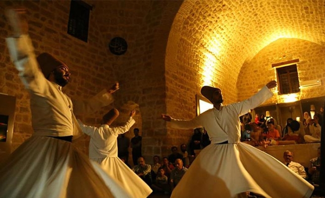 Pistî 90 salan karibûn tê de sema bikin