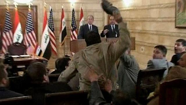 Bush'a ayakkabi firlatan gazeteci milletvekili adayi oldu