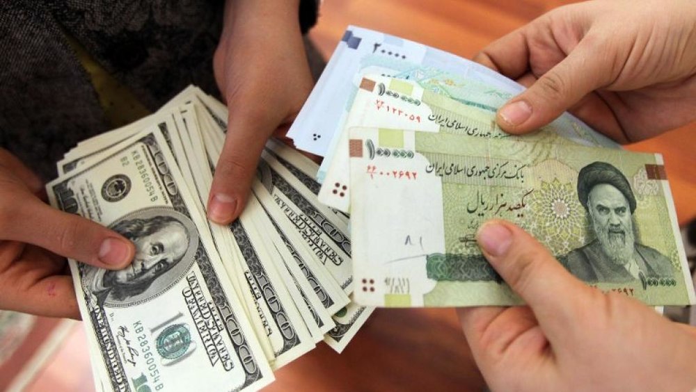 Iran, Dolar’a esir düstü: ‘tarihi rekor’