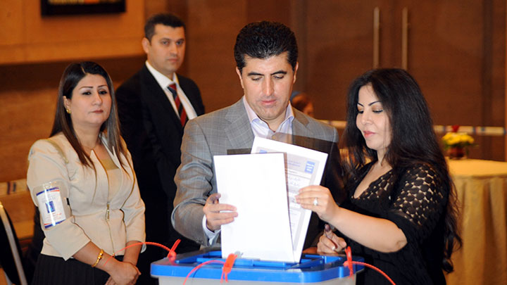 Serokwezîrê Kurdistanê Nêçîrvan Barzanî dengê xwe da!