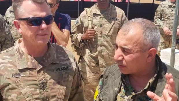 ABD’li general SDG ile fotograf paylasti ve ‘O ifadeleri’ kullandi