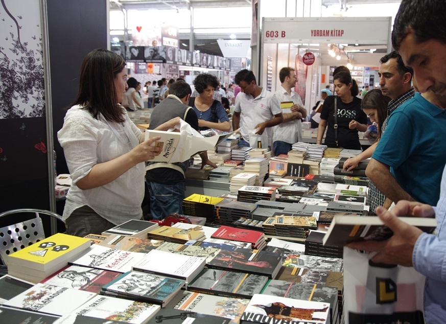 Wesandina pirtûkên Kurmancî ji sedî 30 kêm bûye