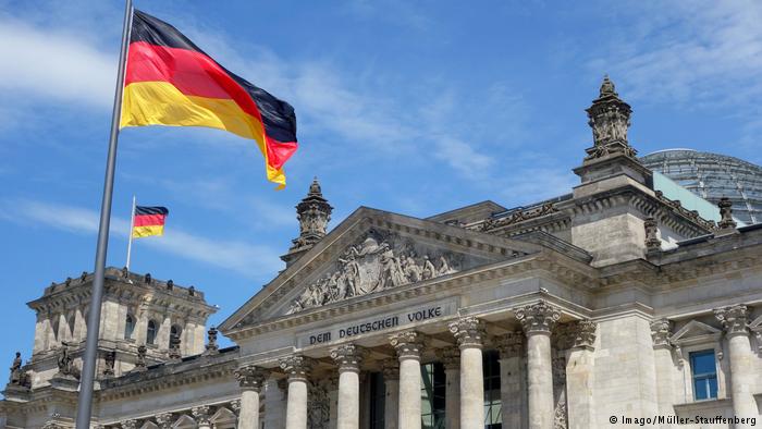 Almanya, Türkiye sartlari yerine getirinceye kadar AB üyelik süreci durdurulmasi önerildi