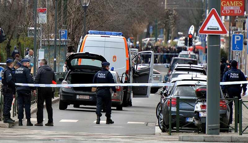 Li Belçîkayê kesekî bombeya ser xwe teqand