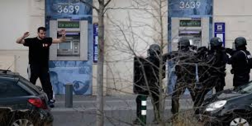 Li Fransayê krîza rehîneyan: Herî kêm 2 kustî