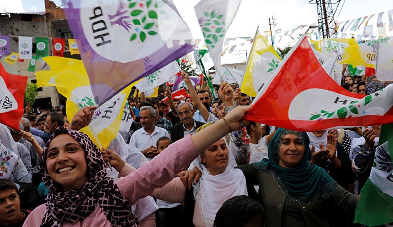 HDPê bend derbas kir û 67 wekîl derxistin!